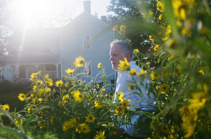 Bruce-Sunflowers-House-Sunshine